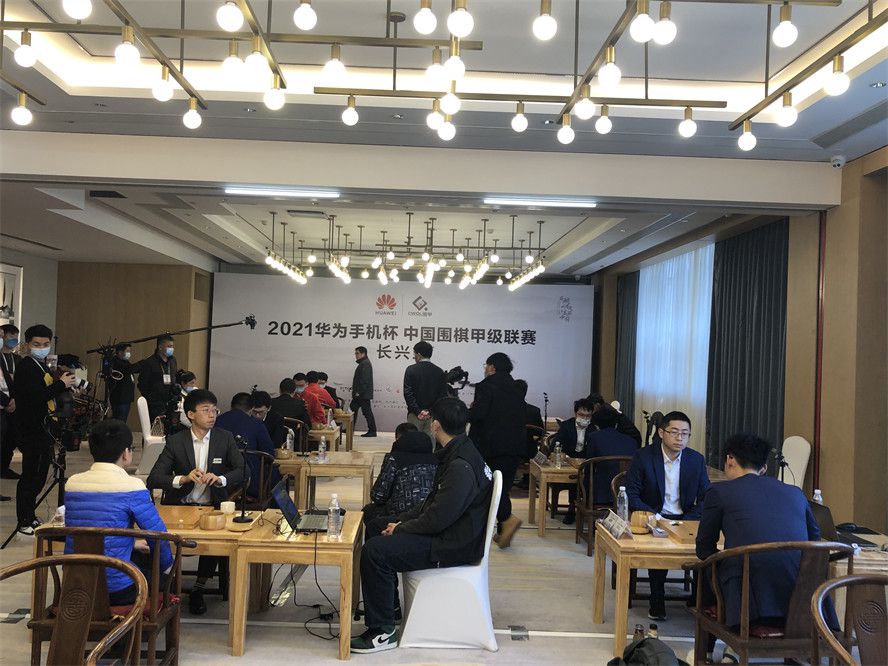 目前罗马俱乐部没有体育总监，转会工作主要由总经理平托负责。